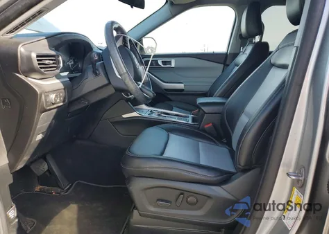 2022 Ford Explorer Xlt z USA, uszkodzony, nr VIN 1FMSK7DH5NGB43242